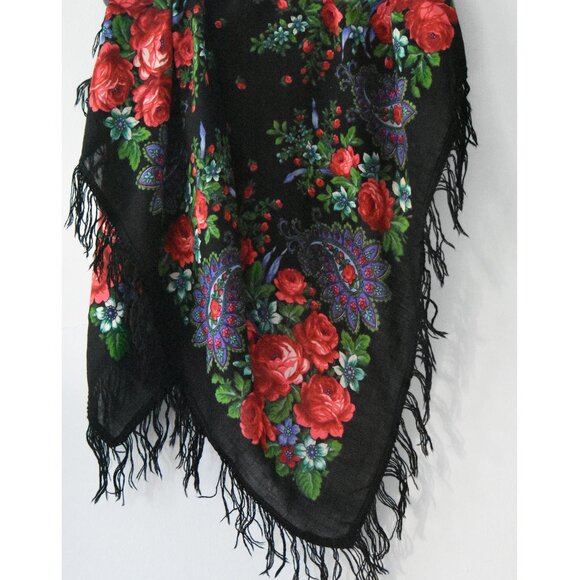 Bohemian Large Ukrainian Scarf/Wrap/Shall - beautiful floral pattern - Picture 2 of 14